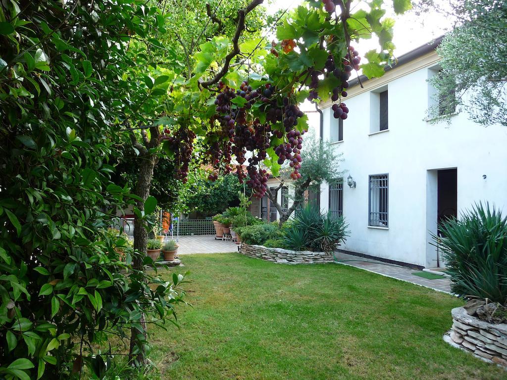 Bed and Breakfast Casa Stefy à Montagnana  Extérieur photo